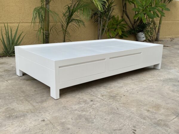 Base Minimalista Blanco